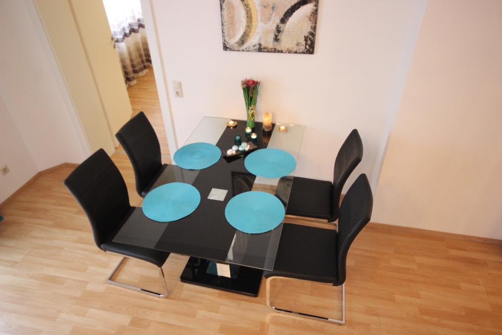 Appartement Romantikstadt Steyr Zimmer foto