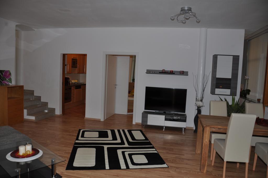 Appartement Romantikstadt Steyr Zimmer foto