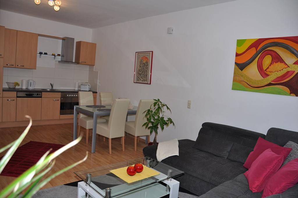 Appartement Romantikstadt Steyr Zimmer foto